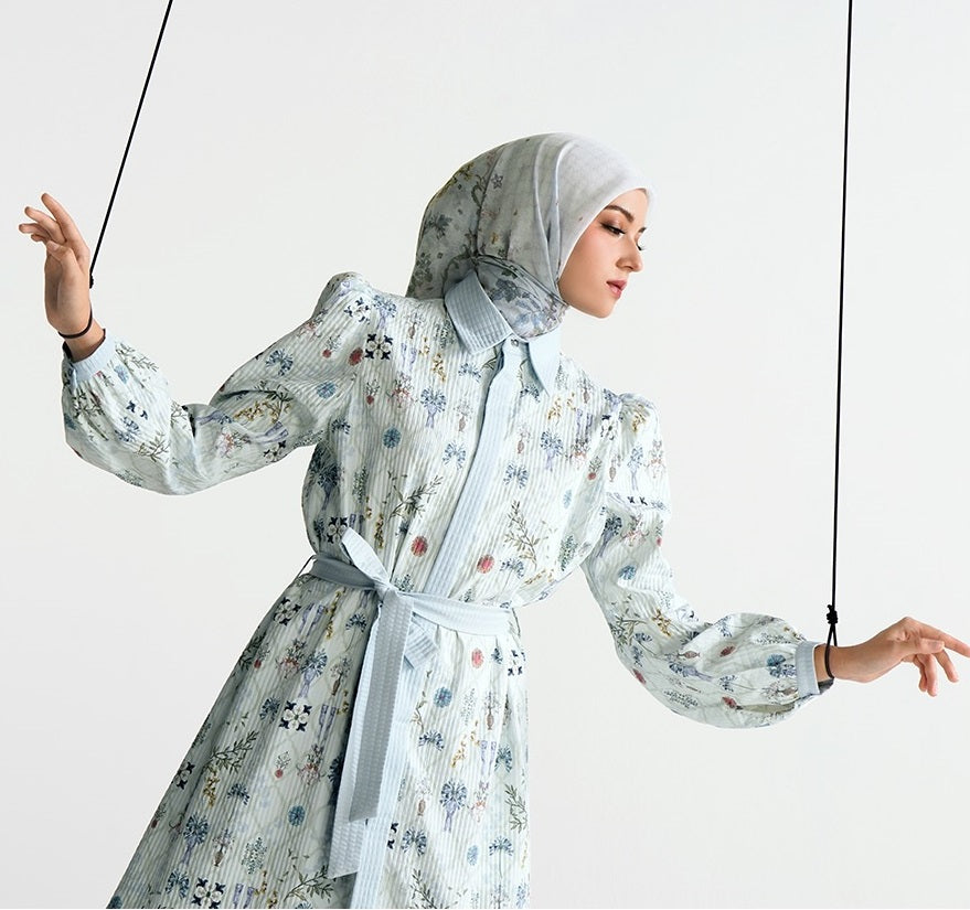 Warna Jilbab yang Cocok dengan Baju Hijau