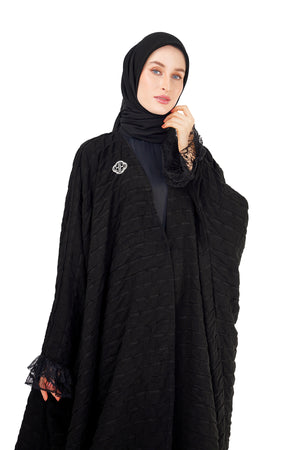 Zulfa Outer - Black