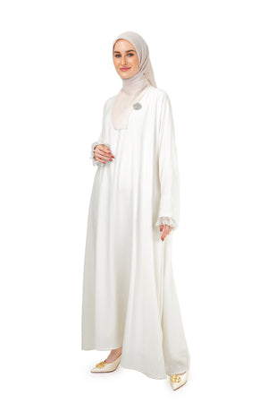 Hannah Kaftan - White