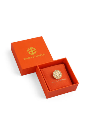Classic Cyra Pin Brooch - Gold