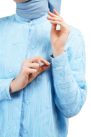 Daisy Embroidery Batwing Crop Shirt - Blue