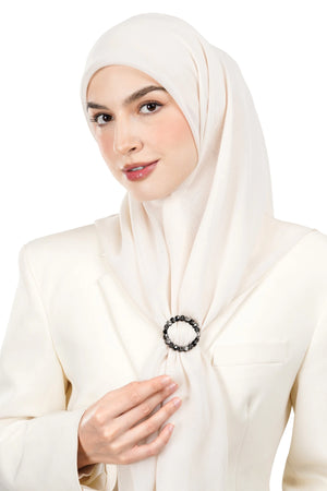 Eternal Ring Brooch - Black