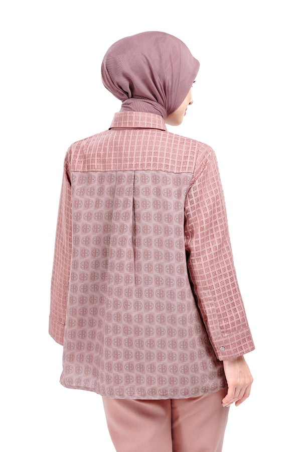 Intertwined Lace Beaded Shirt - Pink