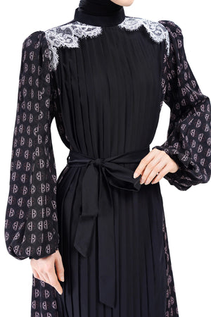 Intertwined Pleated Dress - Black