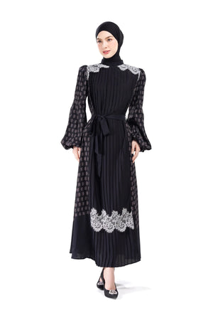 Intertwined Pleated Dress - Black
