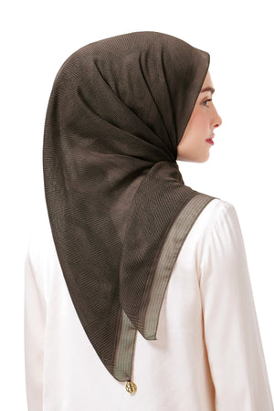 Intertwine Series - Brown