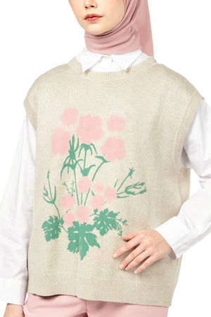 Dainty Knit Vest - Beige