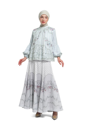 Lace Poem Crop Blouse - Grey
