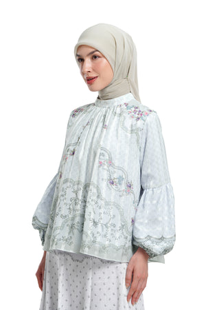Lace Poem Crop Blouse - Grey