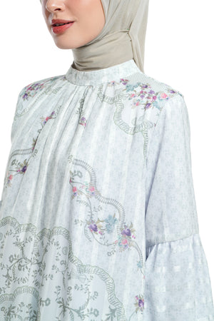 Lace Poem Crop Blouse - Grey