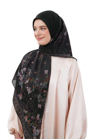 Lace Poem Series Large - Black