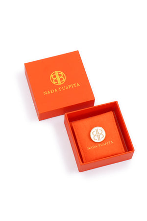 Macaroon Pin Brooch - White