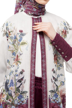 Majestica Raya Batwing Outer - Ivory