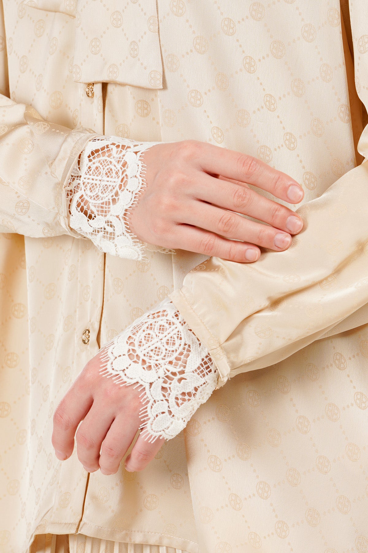 Marilyn Monogram Bow Shirt - Cream