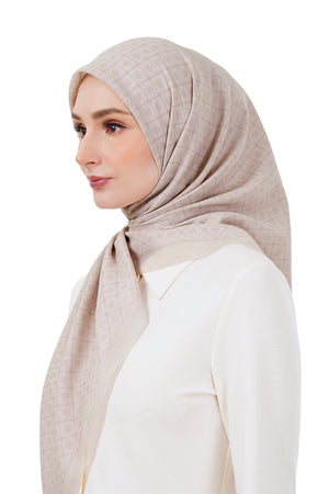 Monogrid Scarf - Pearchment