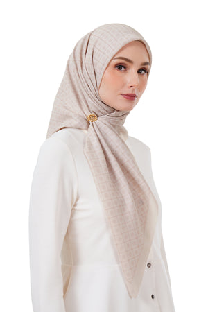 Monogrid Scarf - Pearchment