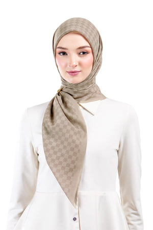 Monoline Series - Hazel