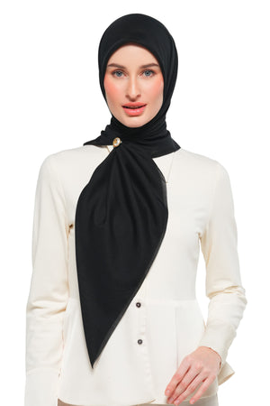 Nada Basic Scarf - Jet Black