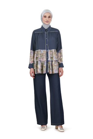 Postcard Tiered Shirt - Navy