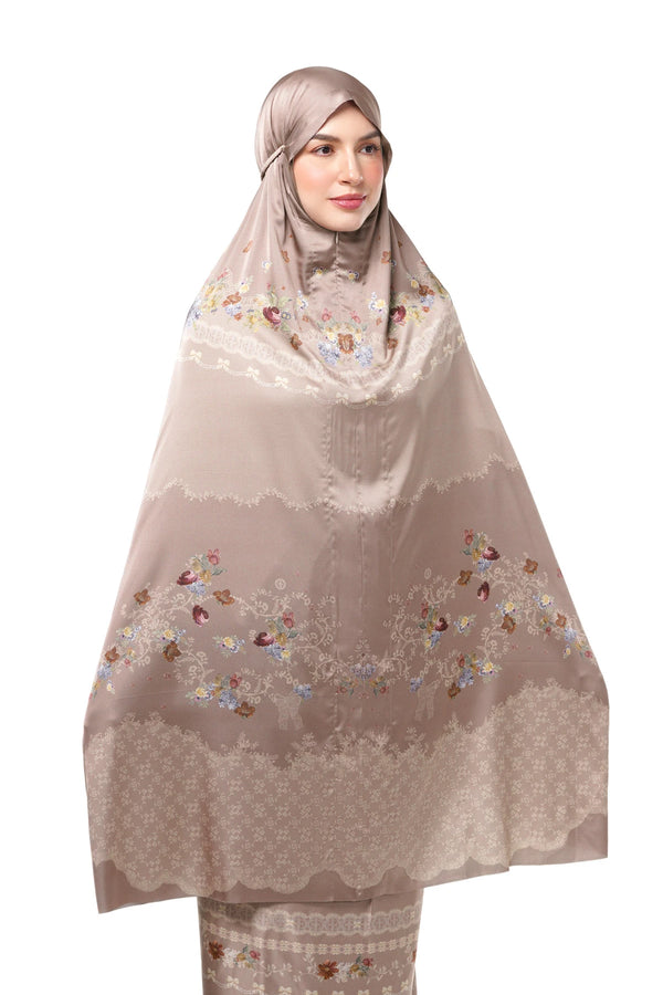 Chantily Prayer Robe - Almond
