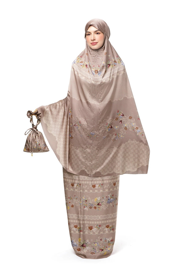 Chantily Prayer Robe - Almond