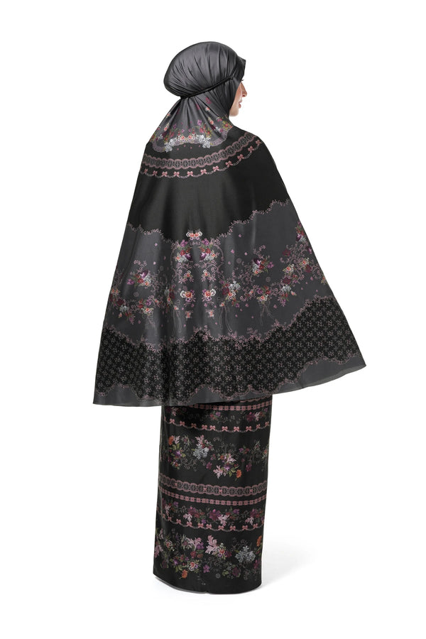 Chantily Prayer Robe - Black