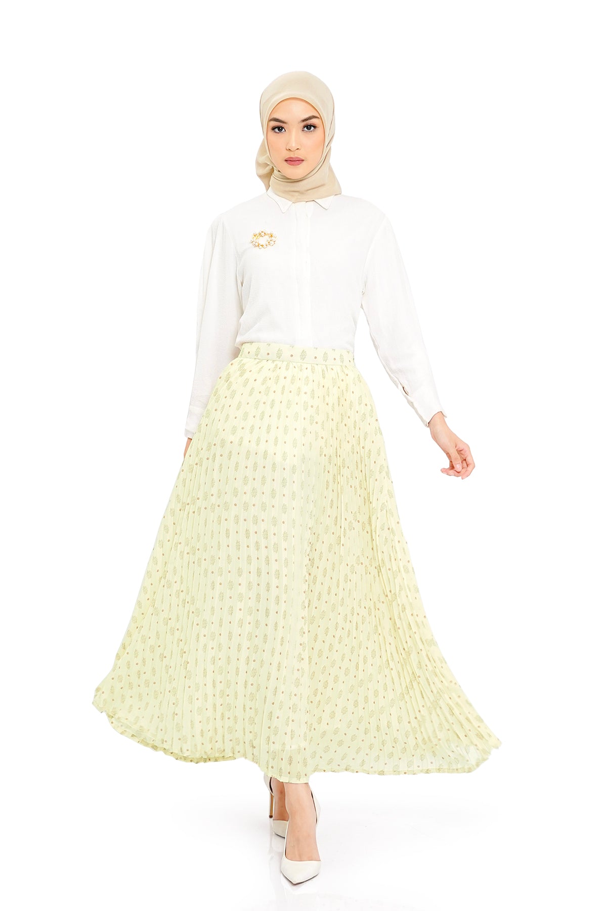 Queena Pleats Skirt - Cream