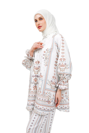 Raudhah Shirt With Lace - White