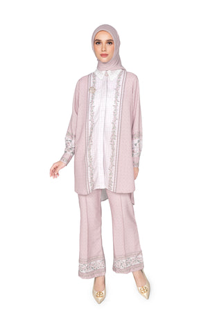 The Story Book Lace Collar Shirt - Pink