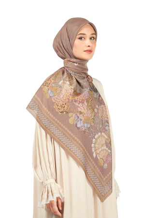 Sea Goddess Series Large - Scallop