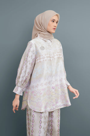 ASHMEERA PLEATED SHIRT - CREAM