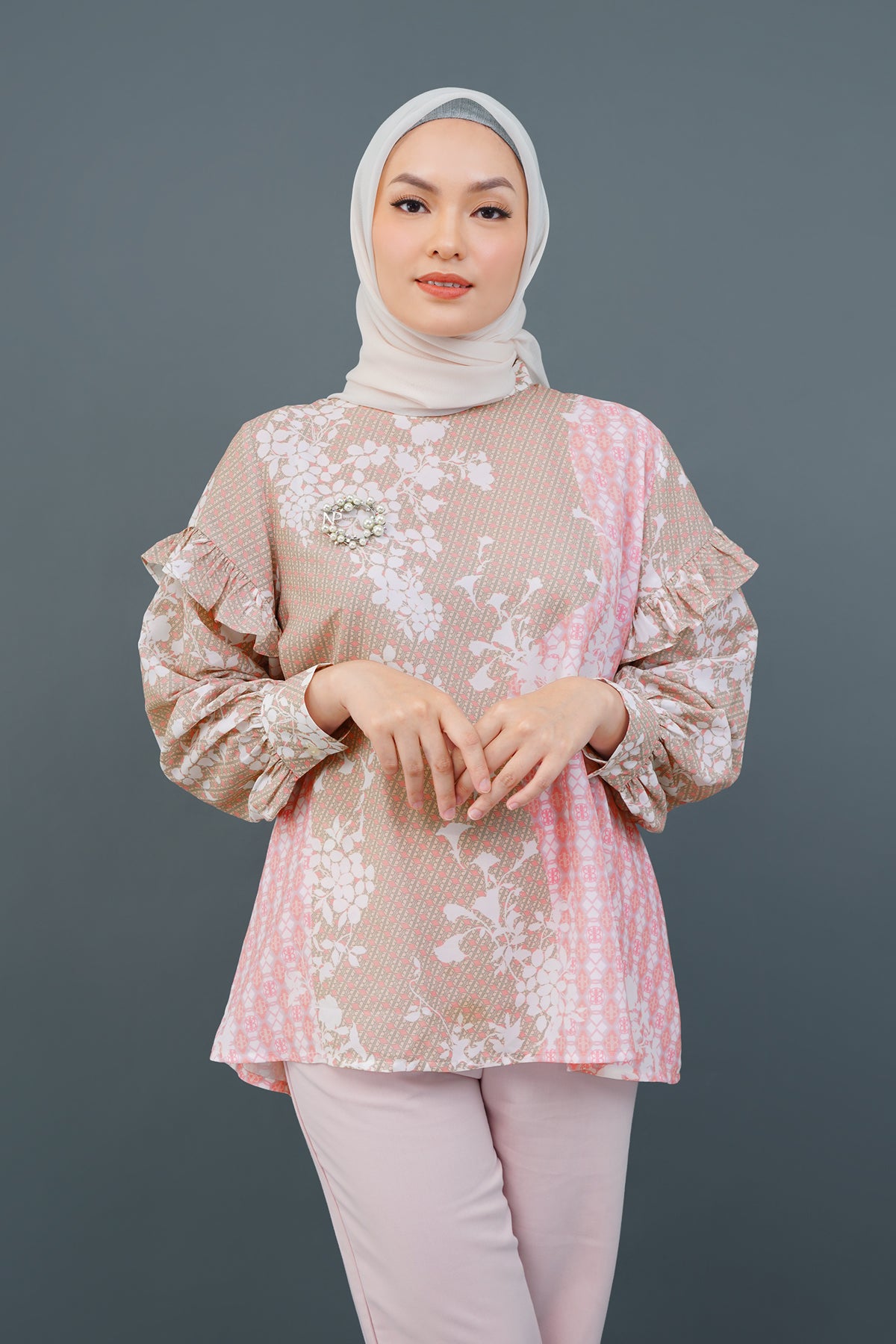 Diannova Blouse - Baby Pink