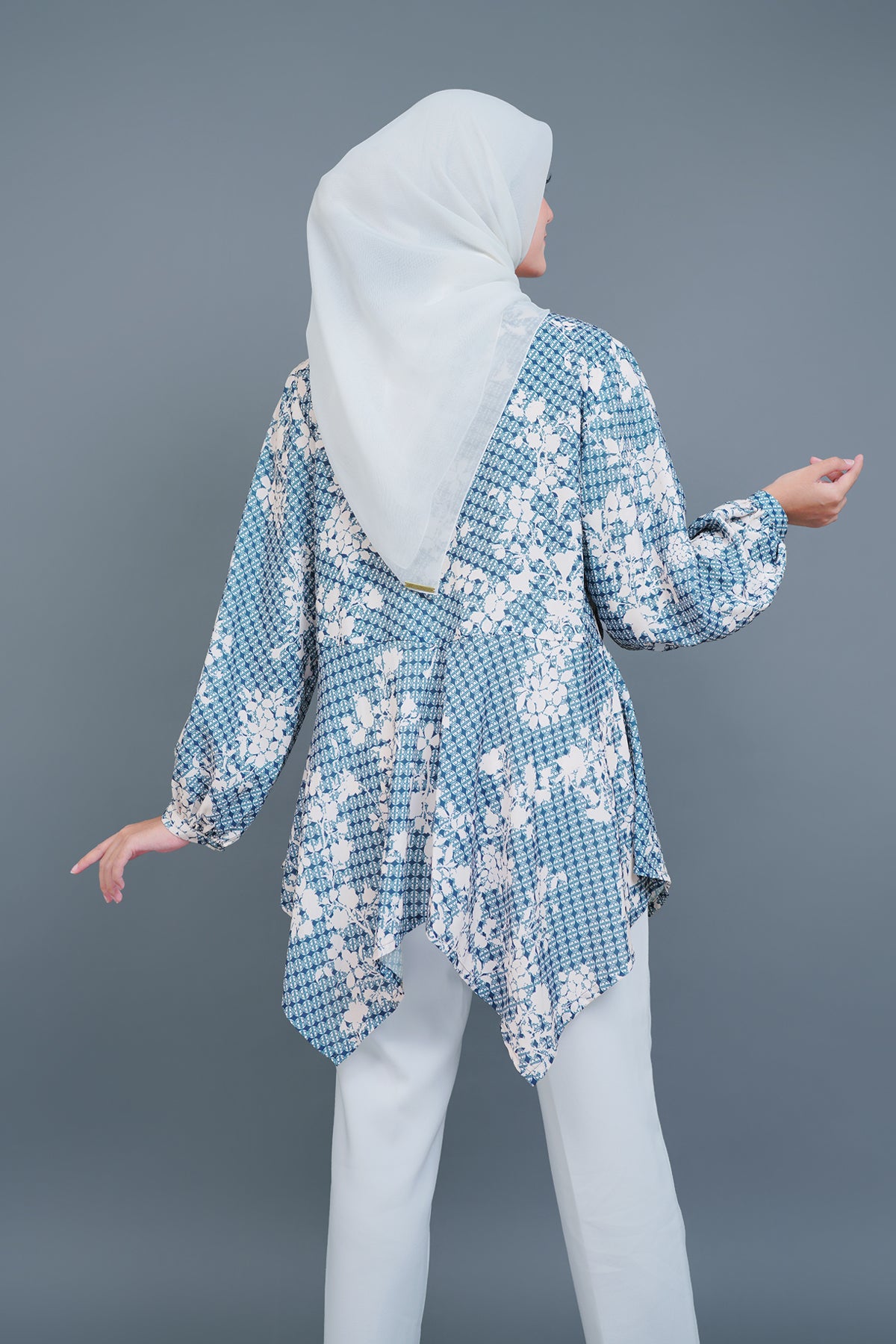 Diannova Ruffle Shirt - Emerald - Nada Puspita