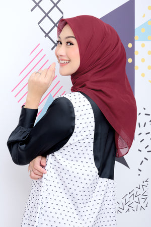 Nada Daily Scarf - Red Velvet